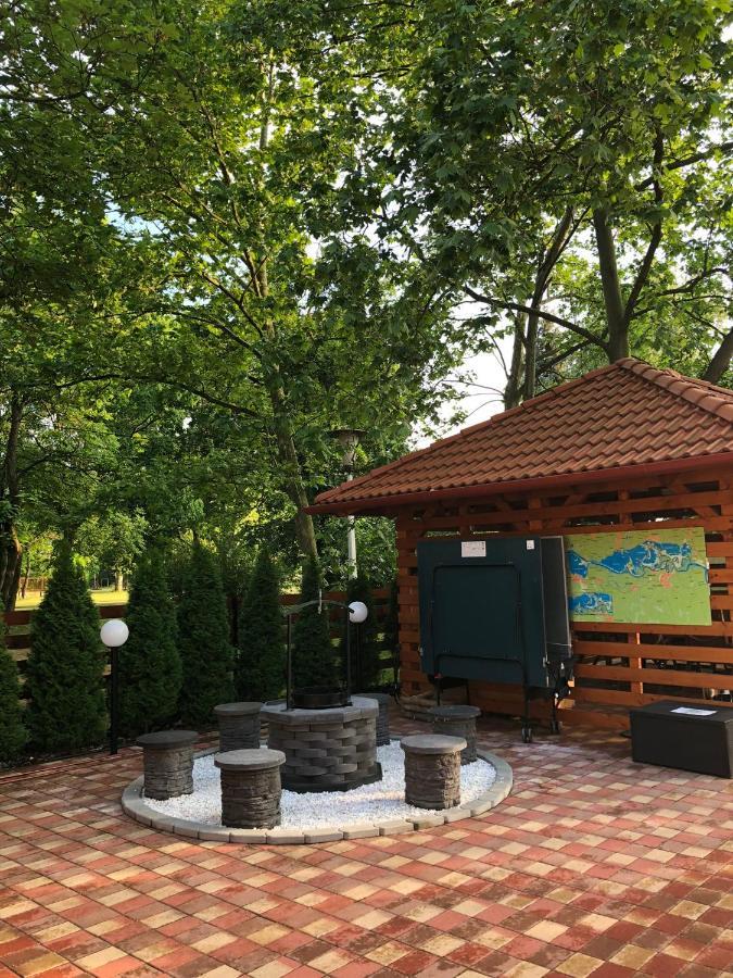 Boro Apartman Tiszafured Exterior photo